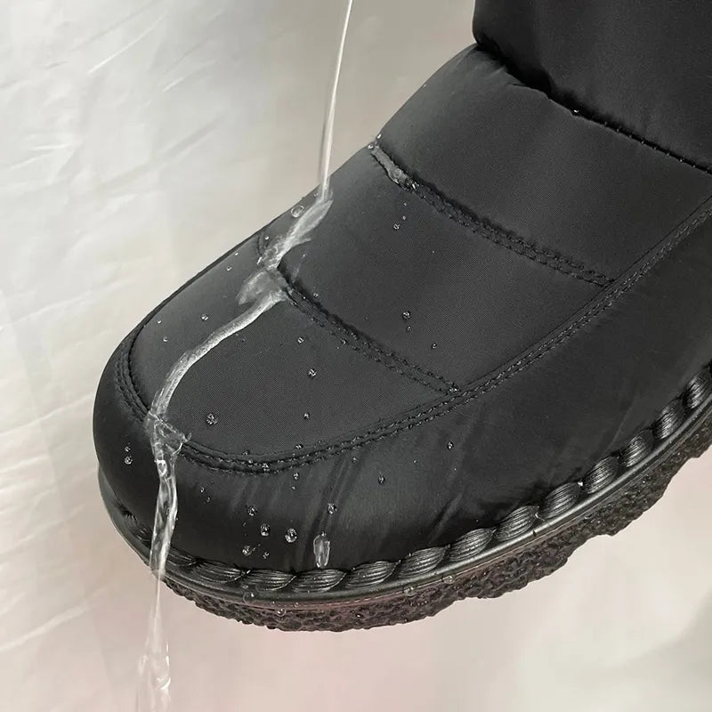 ¡Botas para todas las mujeres! Botas cálidas, cómodas y resistentes al agua.